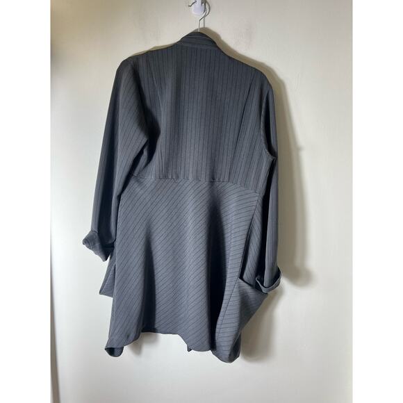 Grey and Black knee length button up duster with matching waist tie - Picture 2 of 2